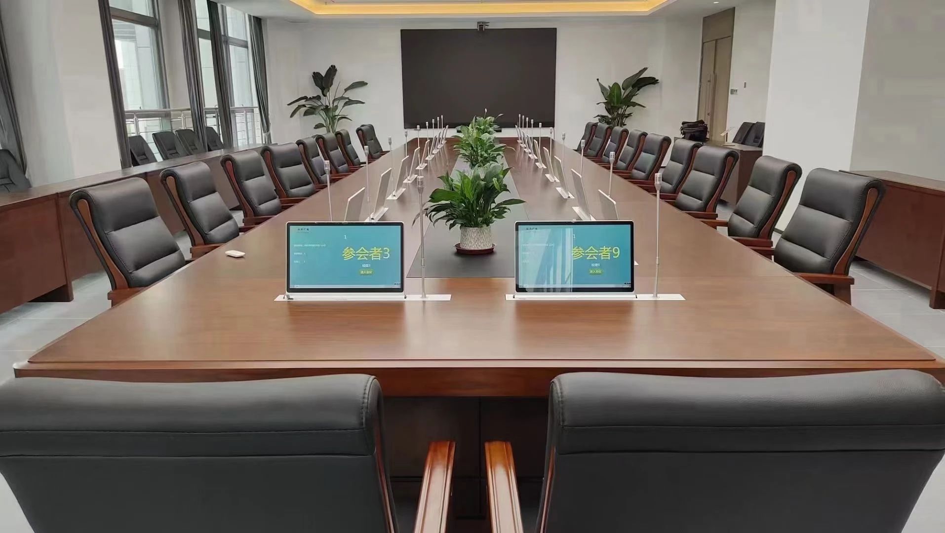 122cc太阳集成游戏无纸化会议系统工程产品服务于校园会议室！